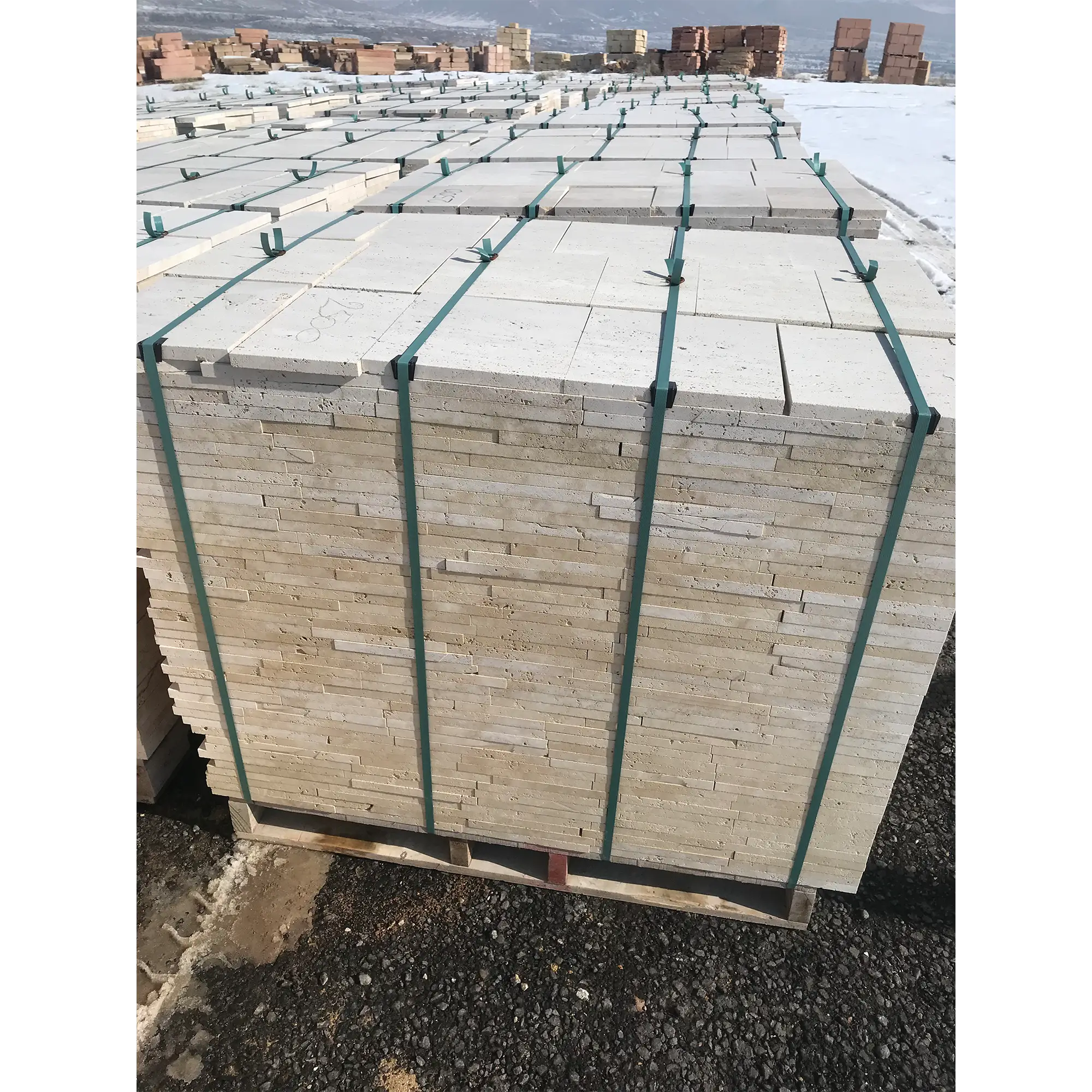 Kırık Beyaz Ham Traverten